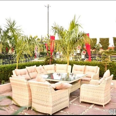 The Firangipani Country Resort Rājpura Екстериор снимка